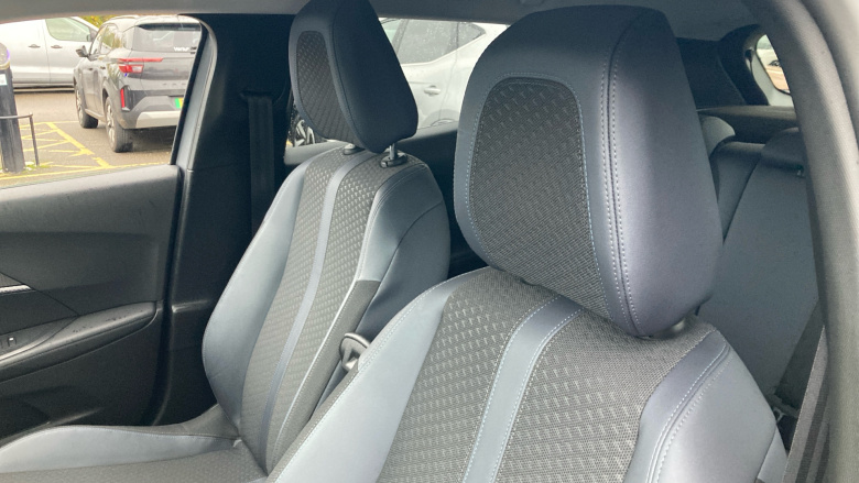 Peugeot 2008 1.2 PureTech 130 Allure Premium 5dr Petrol Estate